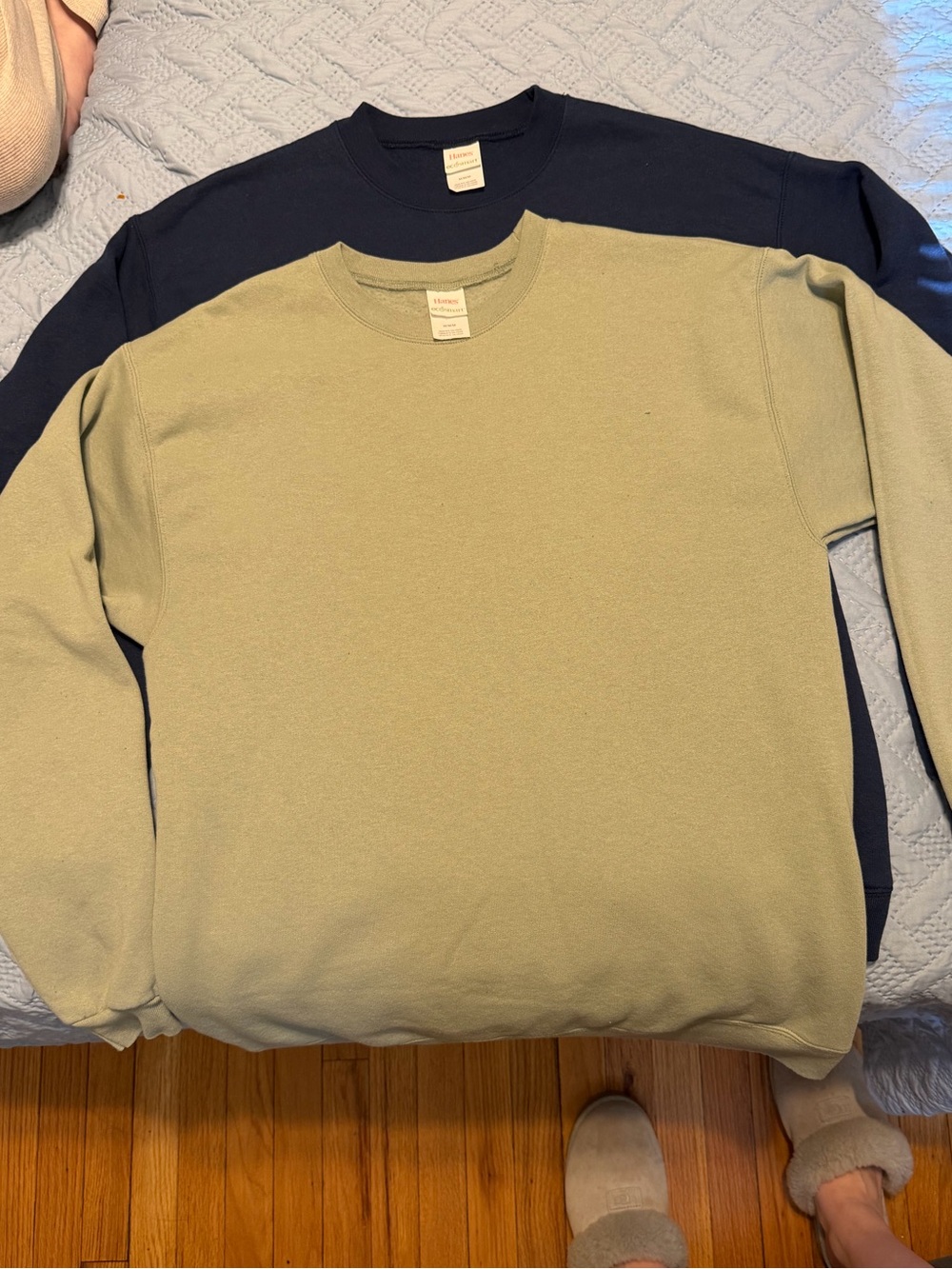 Hanes Men’s Crewneck Set in Olive and Navy